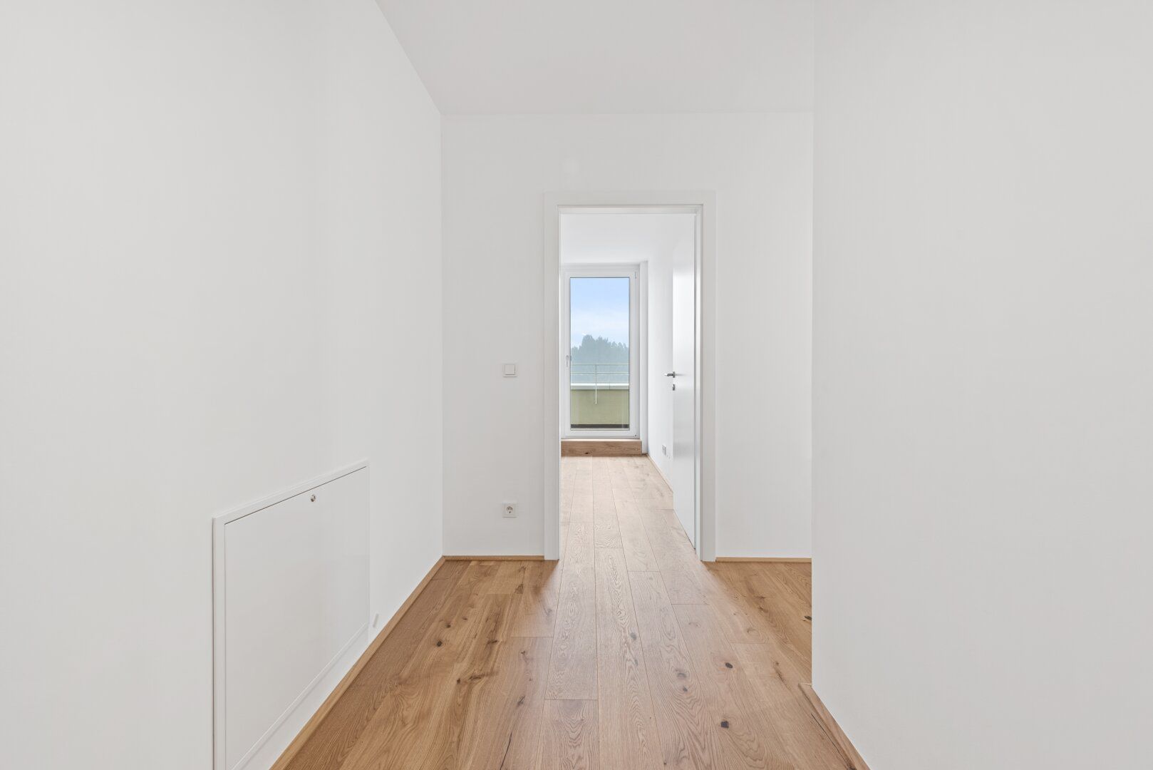 PROVISIONSFREI! Traumhafte 4-Zimmer-Familienwohnung | Terrasse von jedem Raum aus begehbar | Grünblick - Mehr