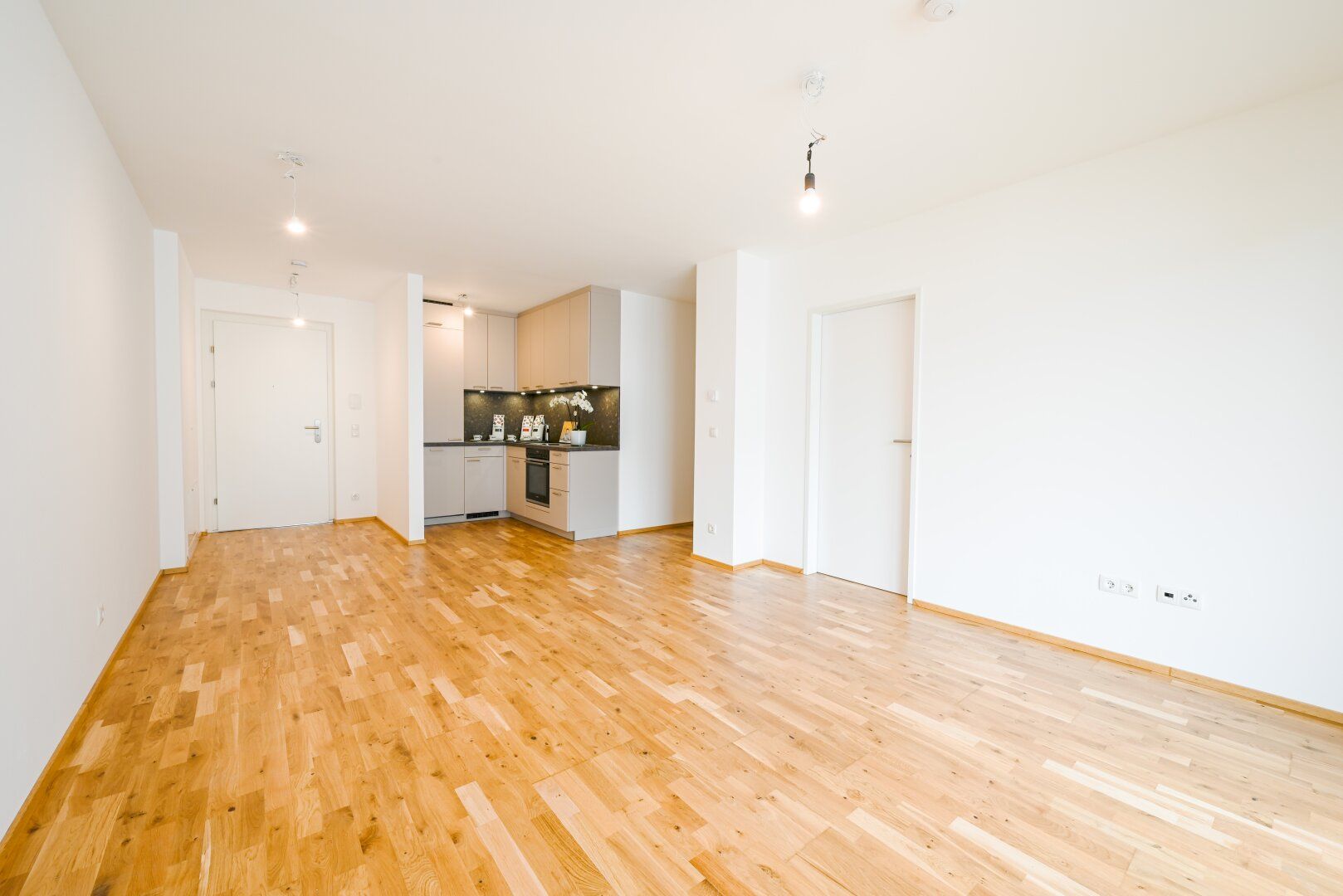 Mietkauf- 2-Zimmer-Neubau-Eigentumswohnung mit 55m2 in zentraler Lage in der Wohnanlage Peter und Paul