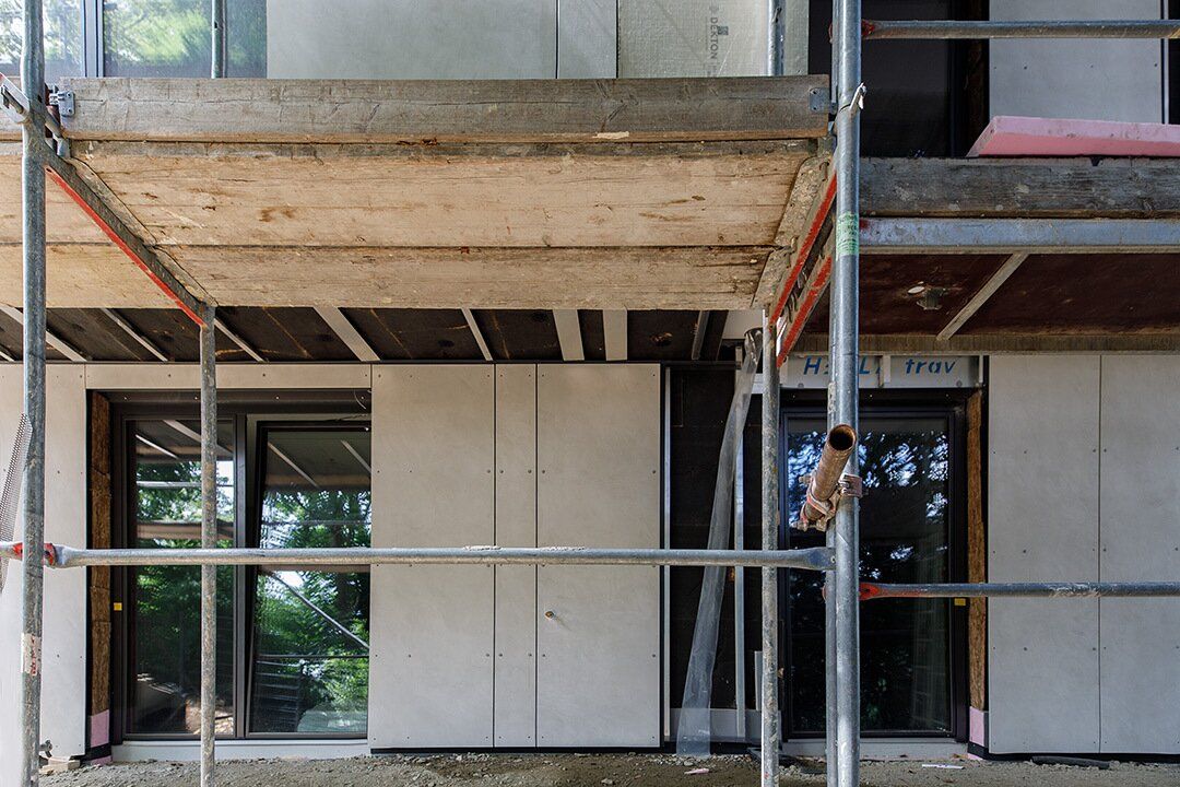 Luxus-Garten-Apartment mit beheizbarem Edelstahlpool mit Gegenstromanlage | Kaufpreiszahlung erst bei Übergabe