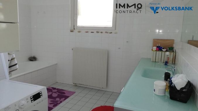 Großes Badezimmer