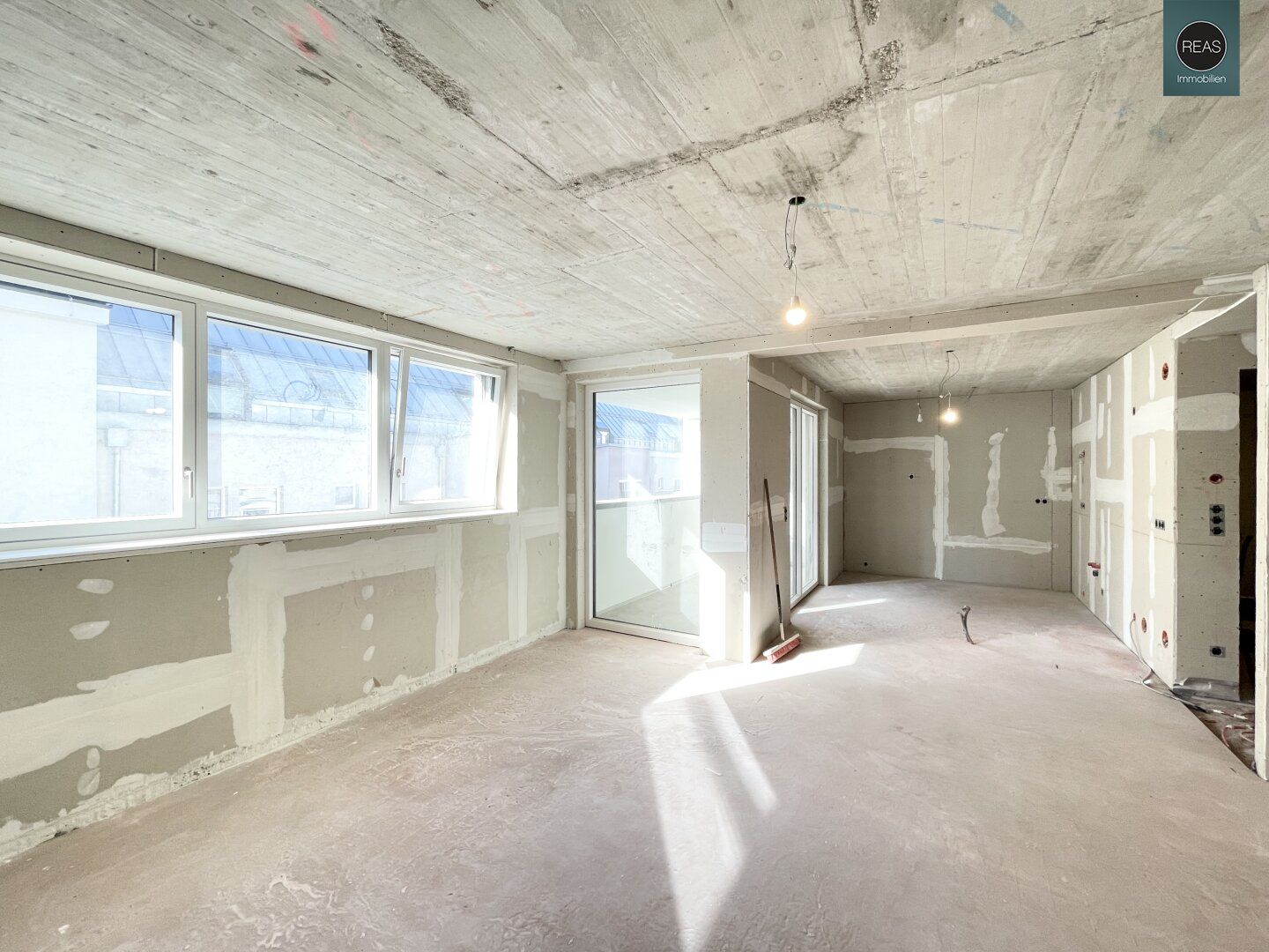 Erstbezug: Top ausgestattetes Apartment mit herrlicher Loggia im trendigen Ottakring!