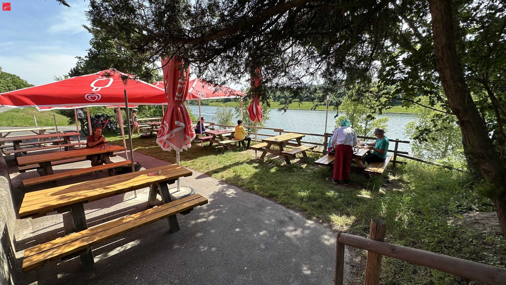 Restaurant + Wohnung - Freizeitoase an der neuen Donau (Sommerbetrieb) - Ansicht 5