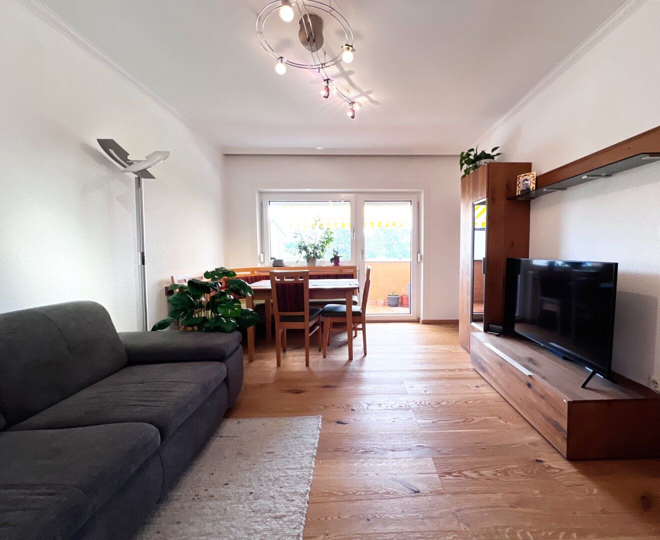 Charmante 3-Zimmer-Wohnung mit Bergblick und Balkon in Wals-Siezenheim zu verkaufen!