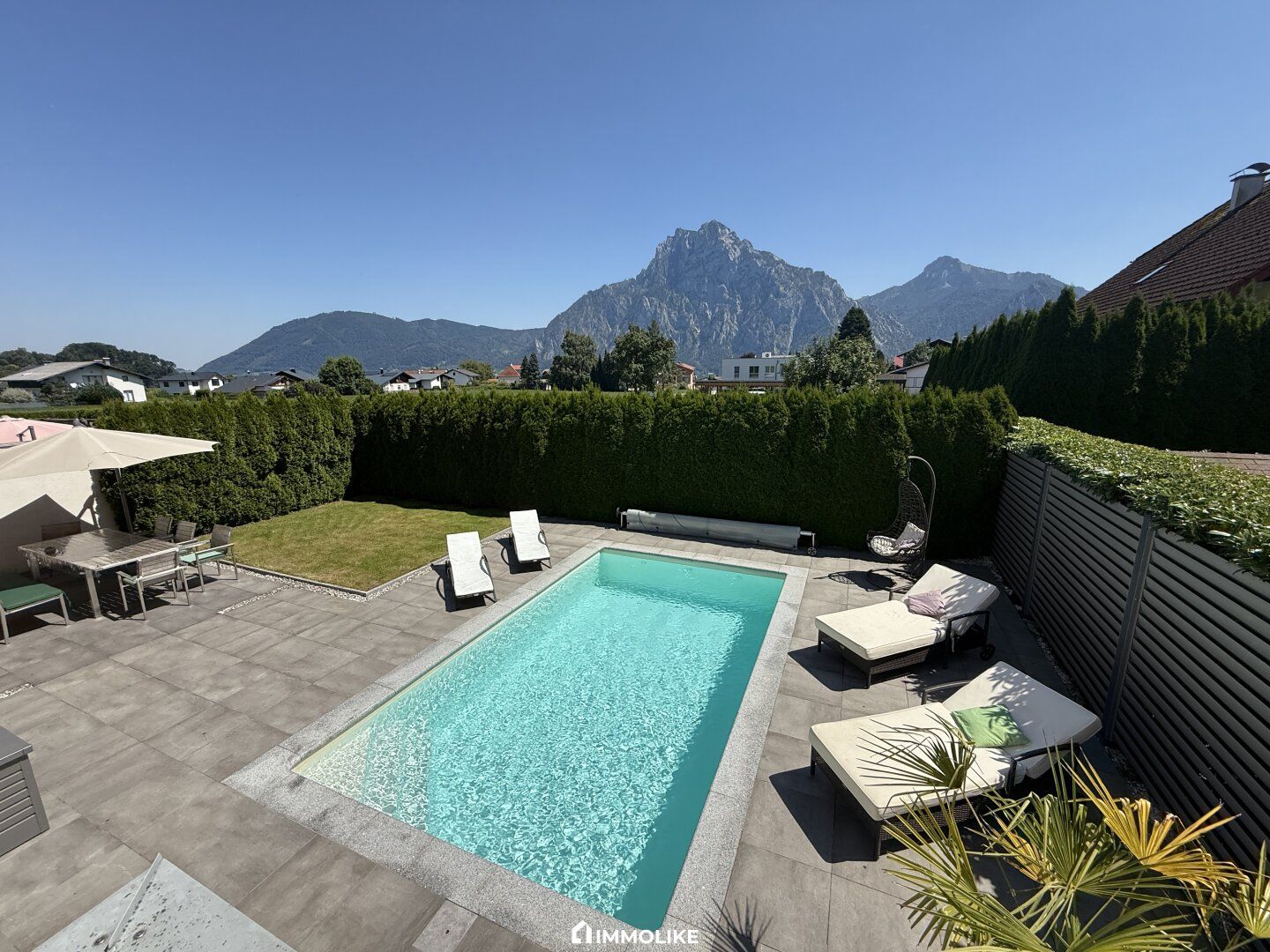Exklusive Doppelhaushälfte in Traunkirchen - Wohnen mit Seeblick, Traunsteinpanorama, Wellness & Pool!