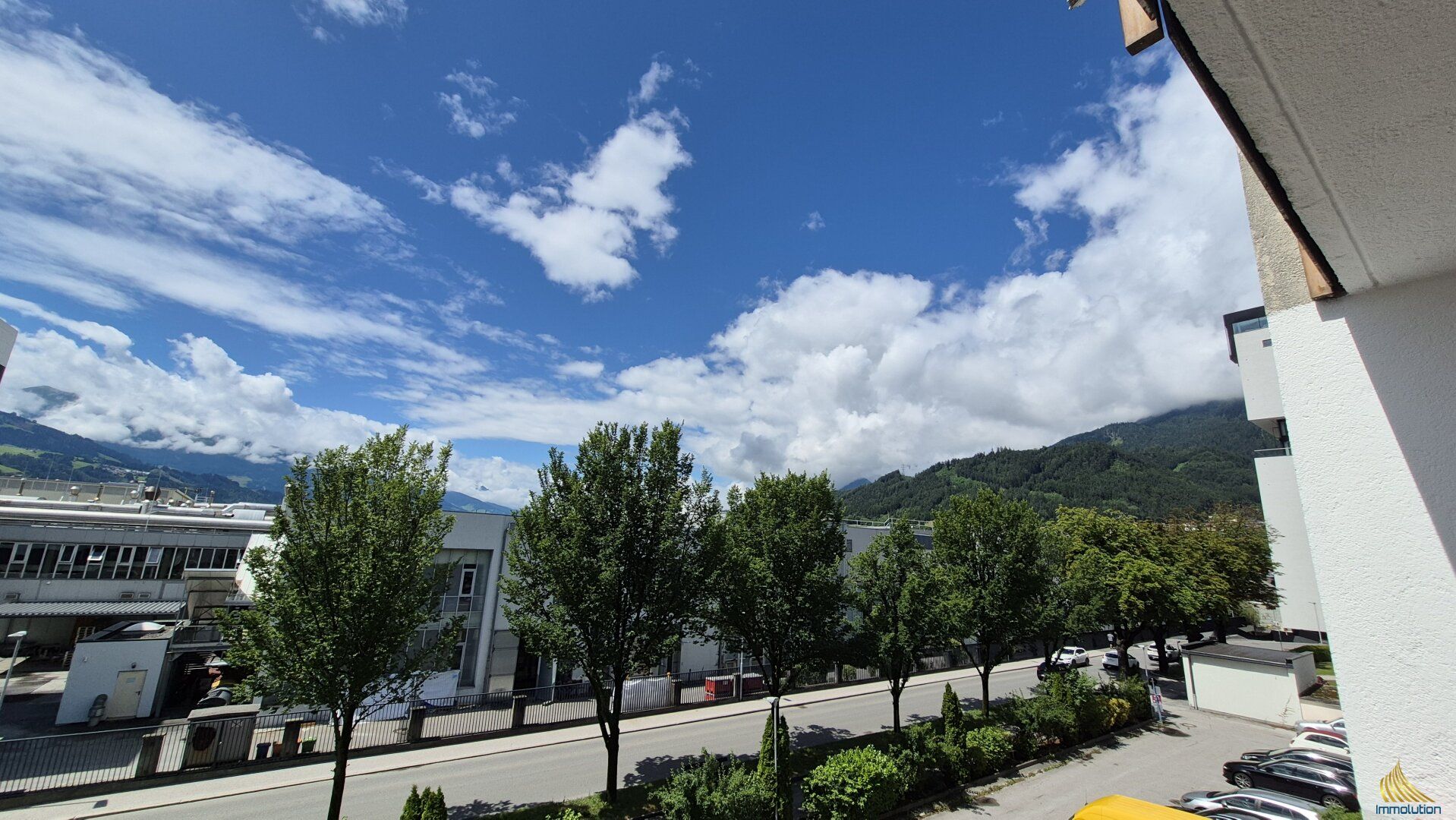 Traumwohnung in Schwaz: Vollsaniert, 4 Zimmer, Balkon - ideal für Ihr neues Zuhause!