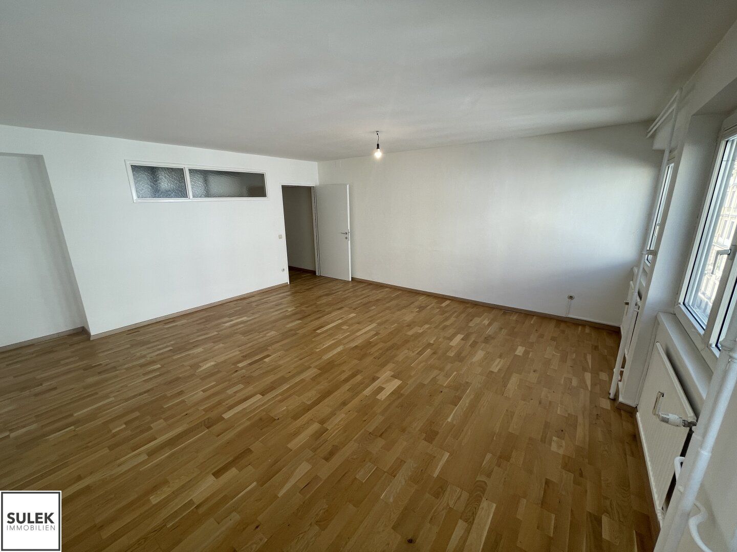 Helle 1-Zimmer Stadtwohnung gleich beim Rathaus – pohled 2