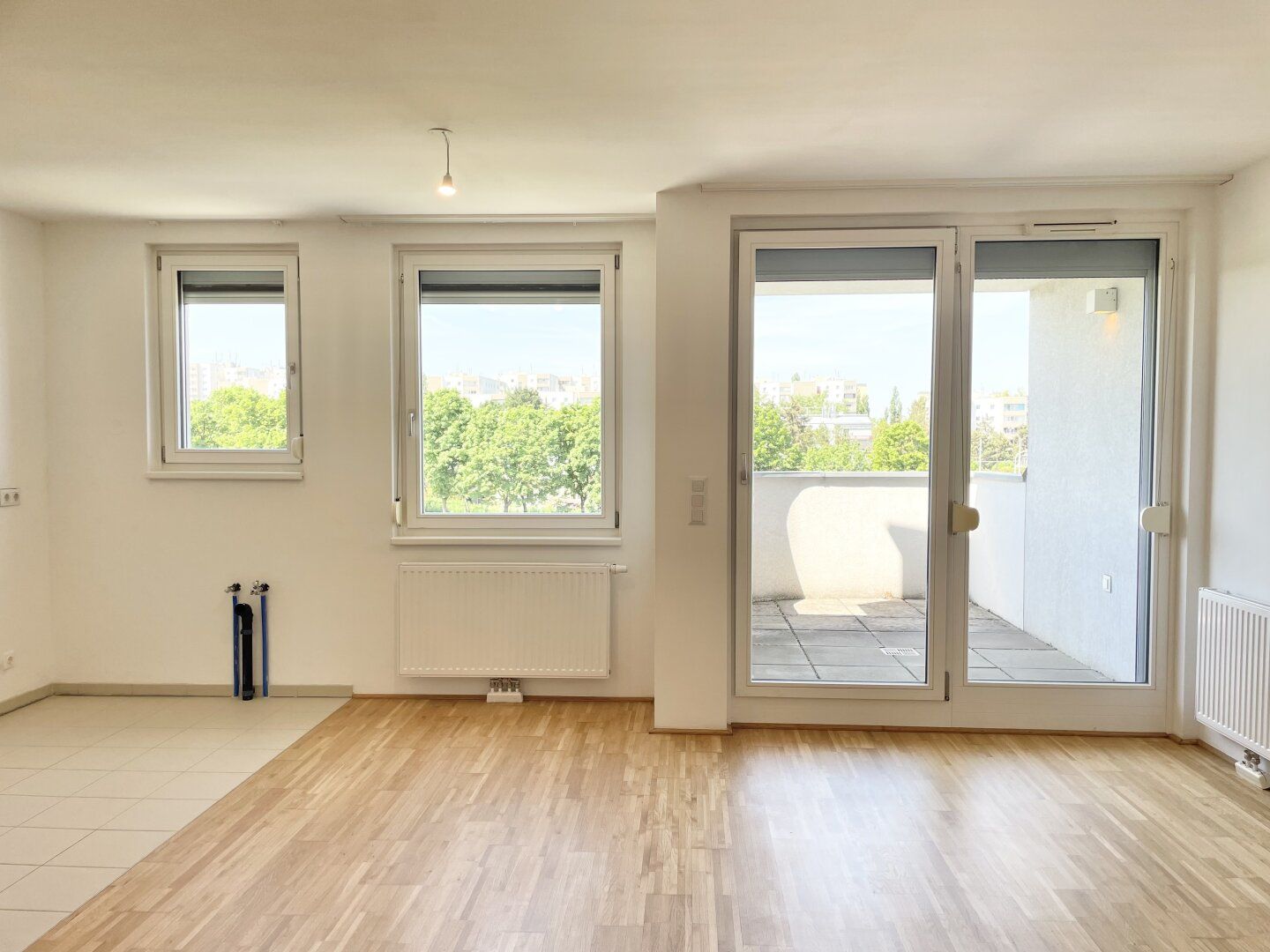 PROVISIONSFREI VOM EIGENTÜMER! NETTE 2-ZIMMER-WOHNUNG MIT BALKON NÄHE LEBERBERG!