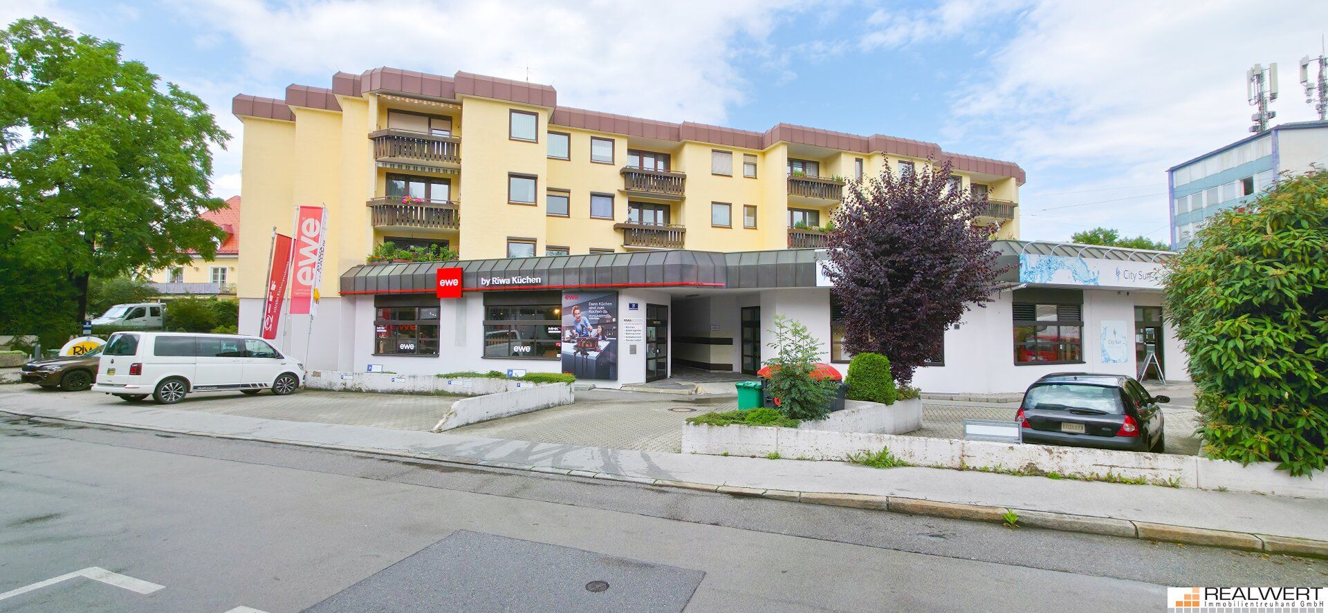 GNIGL | 3-Zimmer City Apartment mit Loggia & Garage