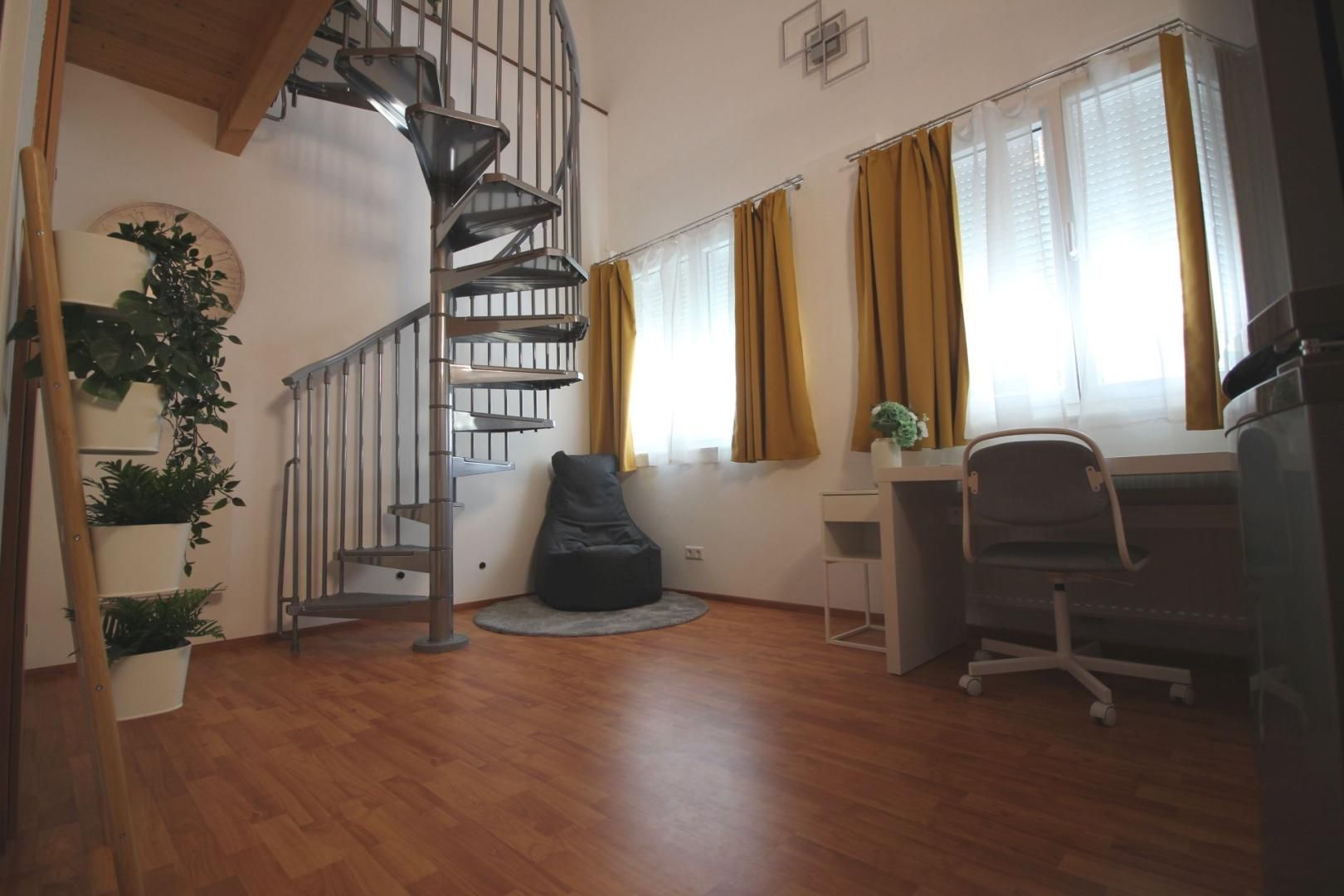 Stressfrei und bequem einziehen | Komplett möbliertes Maisonette-Apartment in Mariatrost - zentrumsnah!