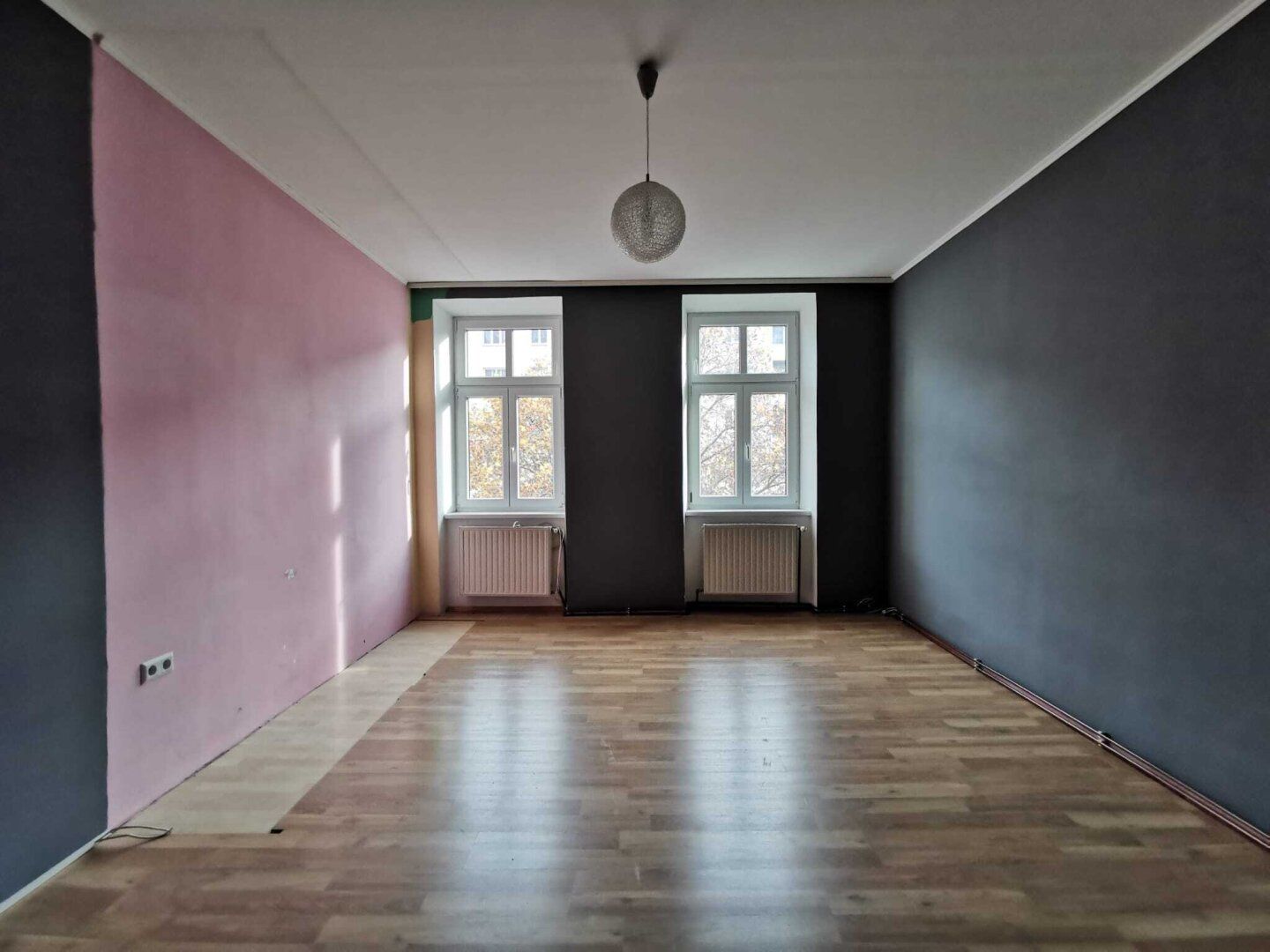 ++NEU++ 3-Zimmer Altbau-Wohnung (renovierungsbedürftig), guter Grundriss