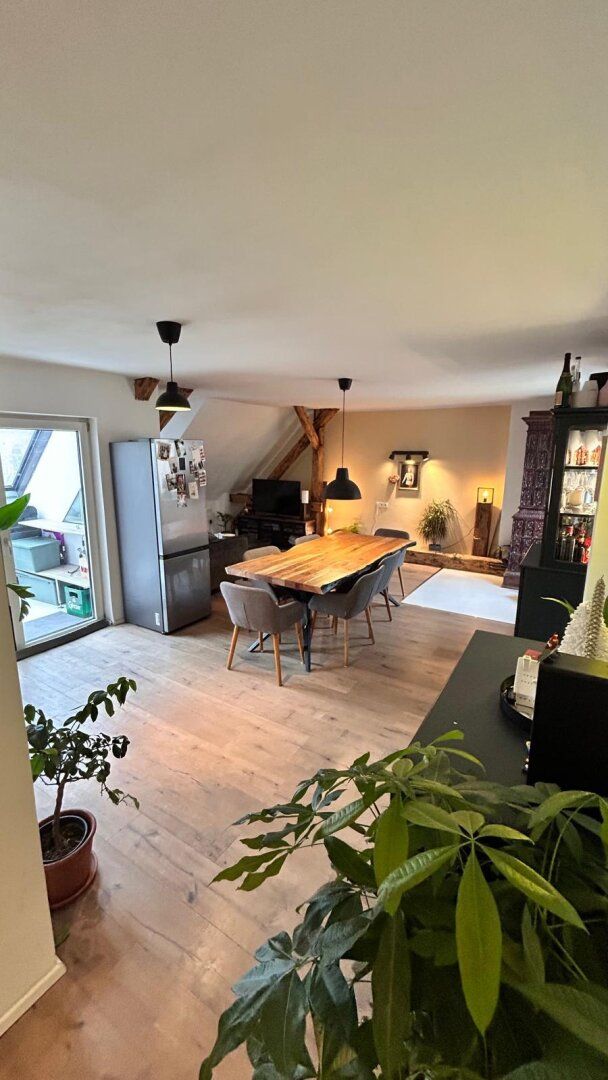 Graz - Schillerplatz: Helle 2-Zimmern-Dachgeschoßwohnung und westseitiger Dachterrasse - perfekt für Singles, Paare und Investoren - sehr gut vermietet!