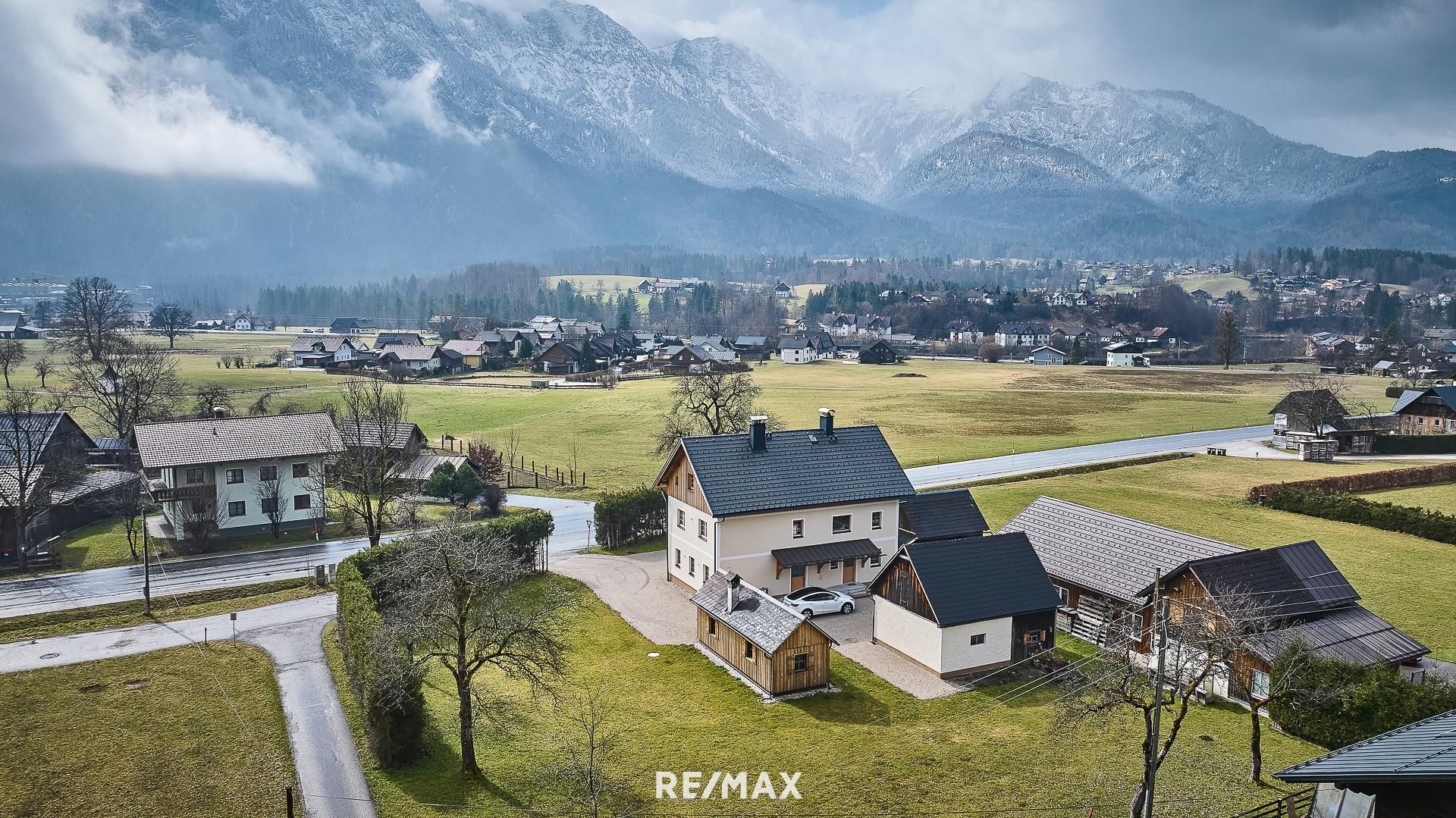 Tradition trifft modernen Wohnkomfort - charmantes Einfamilienhaus in Bad Goisern am Hallstättersee - View 2