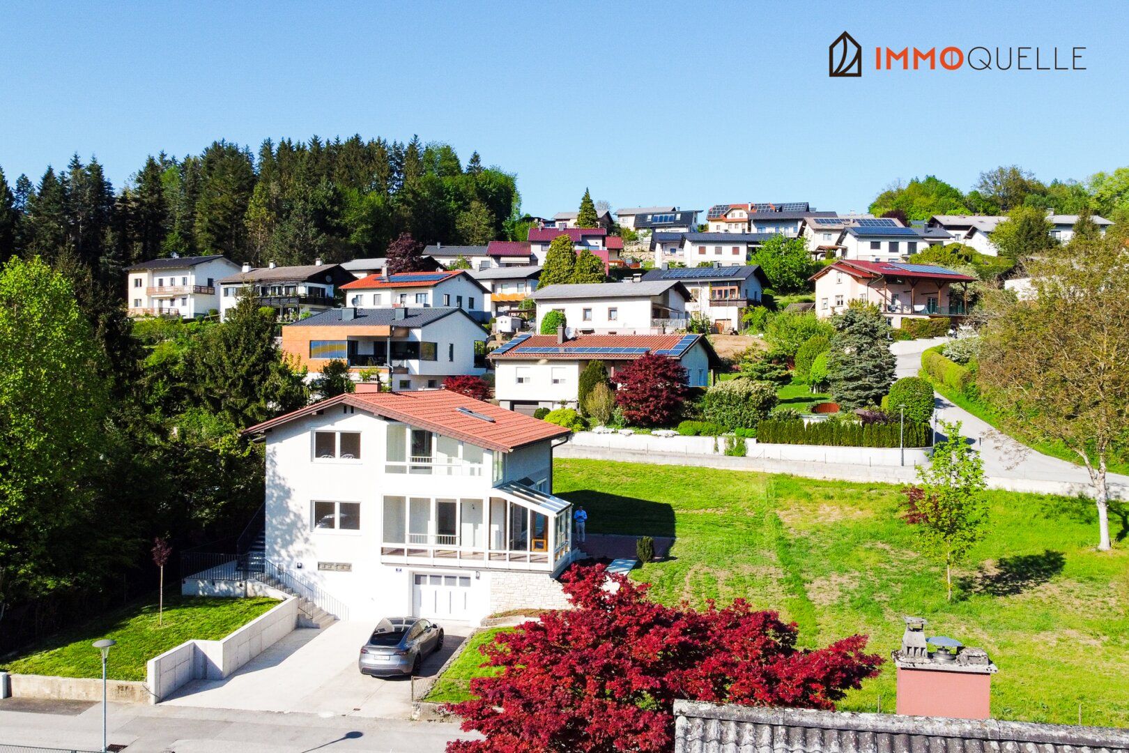 Vielseitiges Wohnen mit Weitblick in Scheibbs - Zwei Wohneinheiten, großzügiger Garten, Terrassen & unverbaubarer Blick über die Stadt