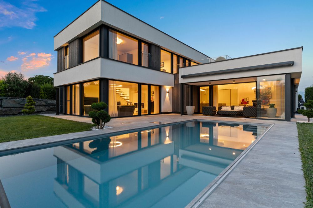 Designervilla in sonniger Ruhelage