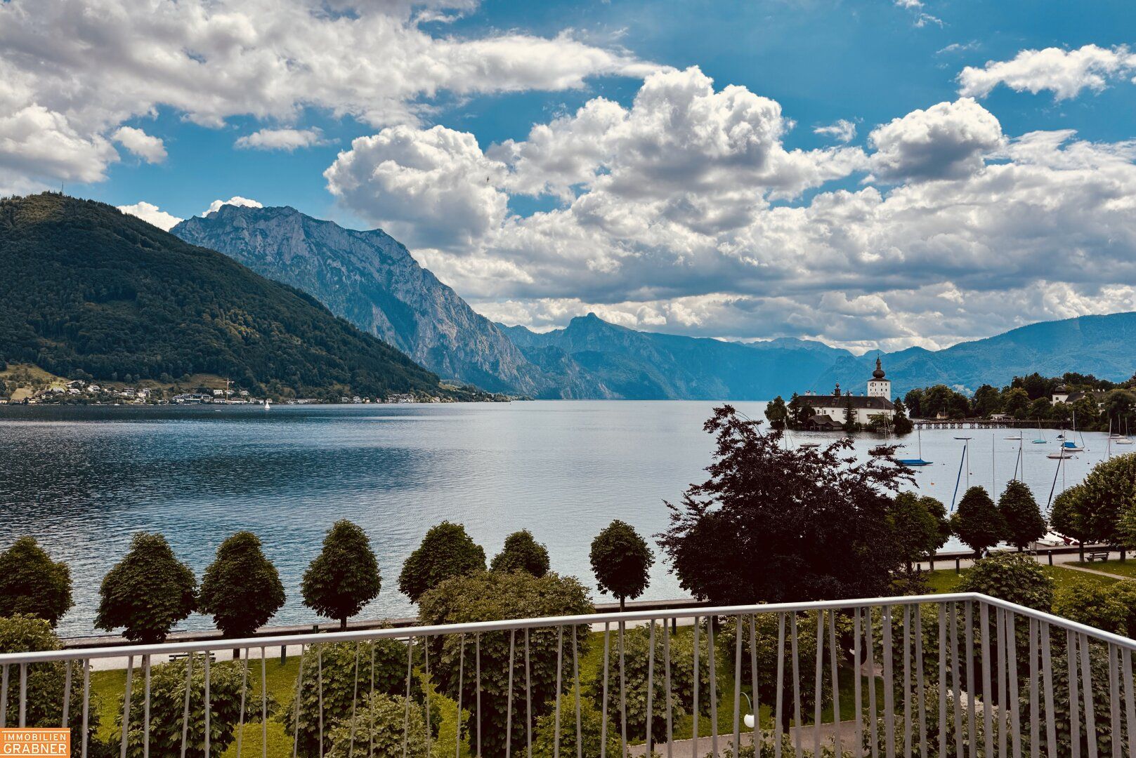 Exklusives 4-Zimmer-Penthouse mit atemberaubendem Seeblick in Gmunden