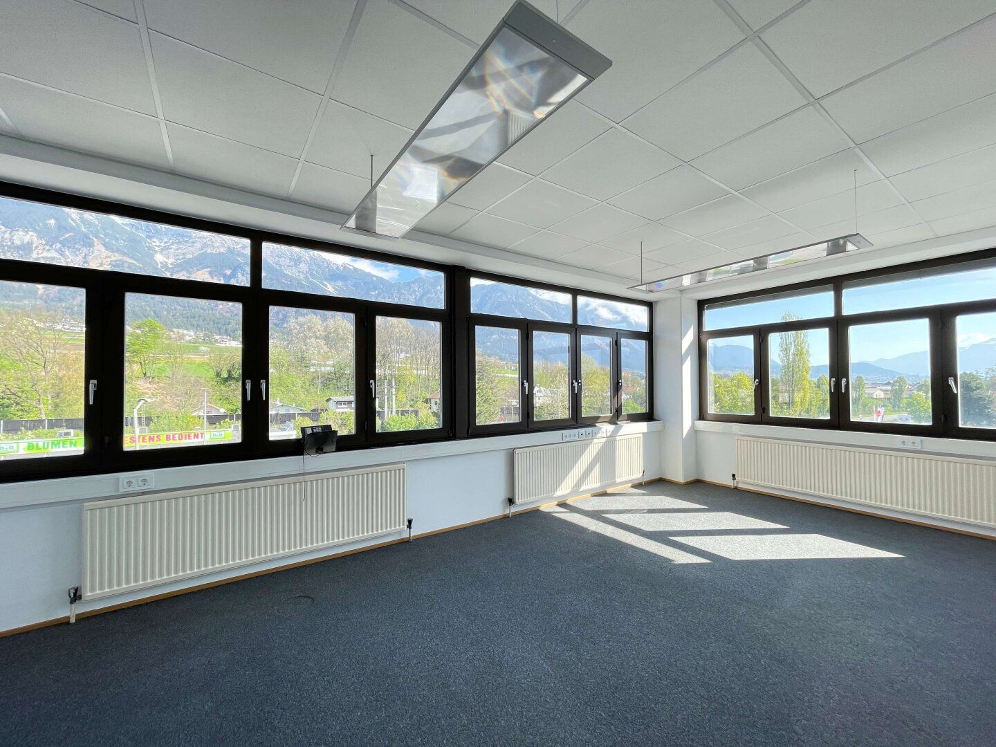 Büro zwischen Innsbruck und Hall in Tirol - Mehr