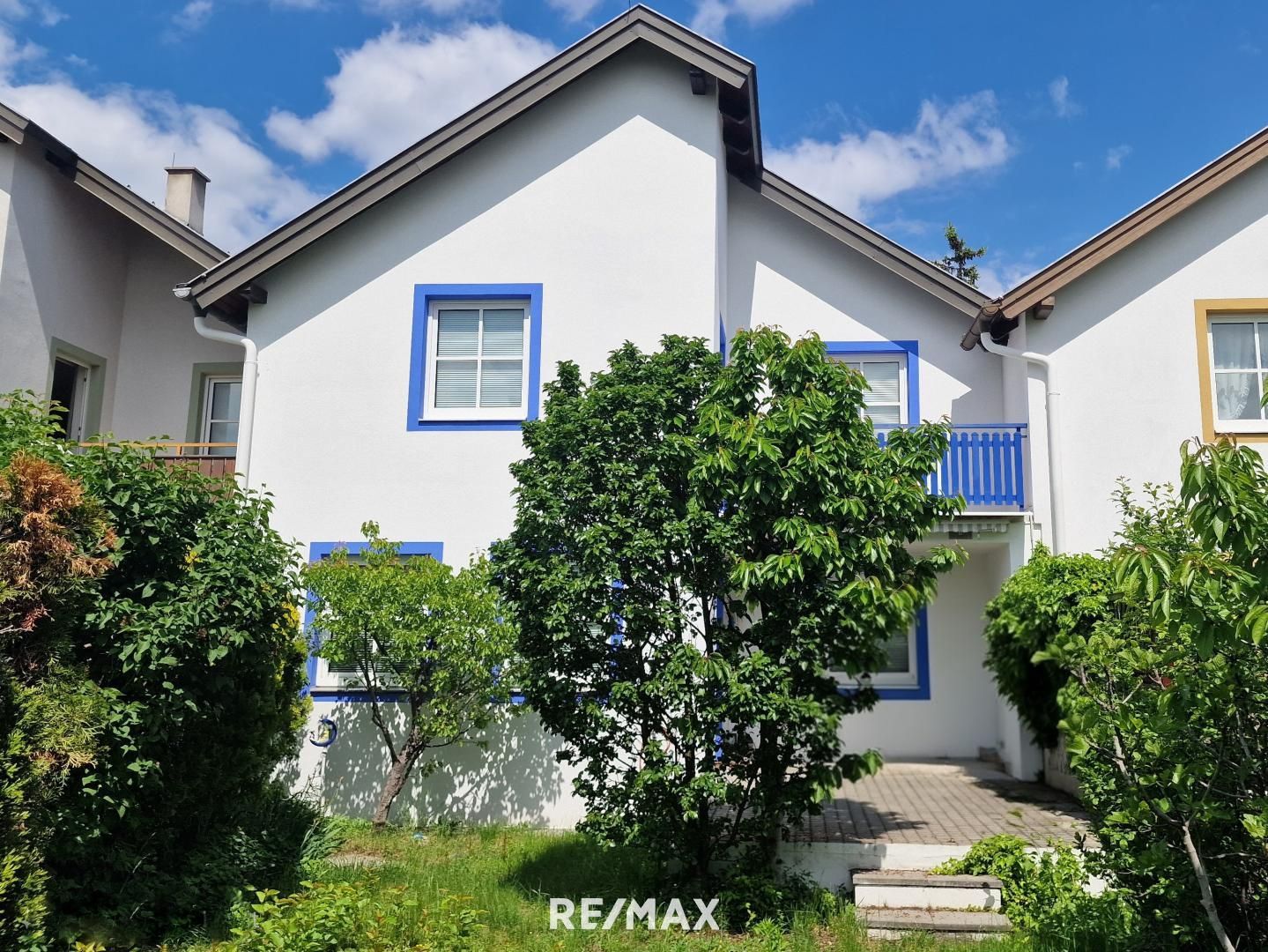 **Charmantes Reihenhaus in ruhiger Lage von Sollenau - komplett möbliert und sofort bezugsfertig**