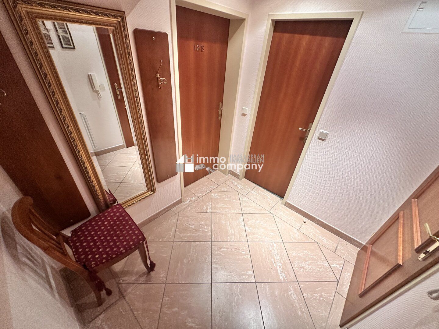 Gemütliche 2-Zimmer-Wohnung in Lassee: Stadtblick, Einbauküche & Parkplatz! Miete: 640 €