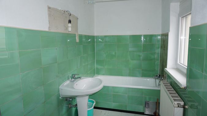 BADEZIMMER OG