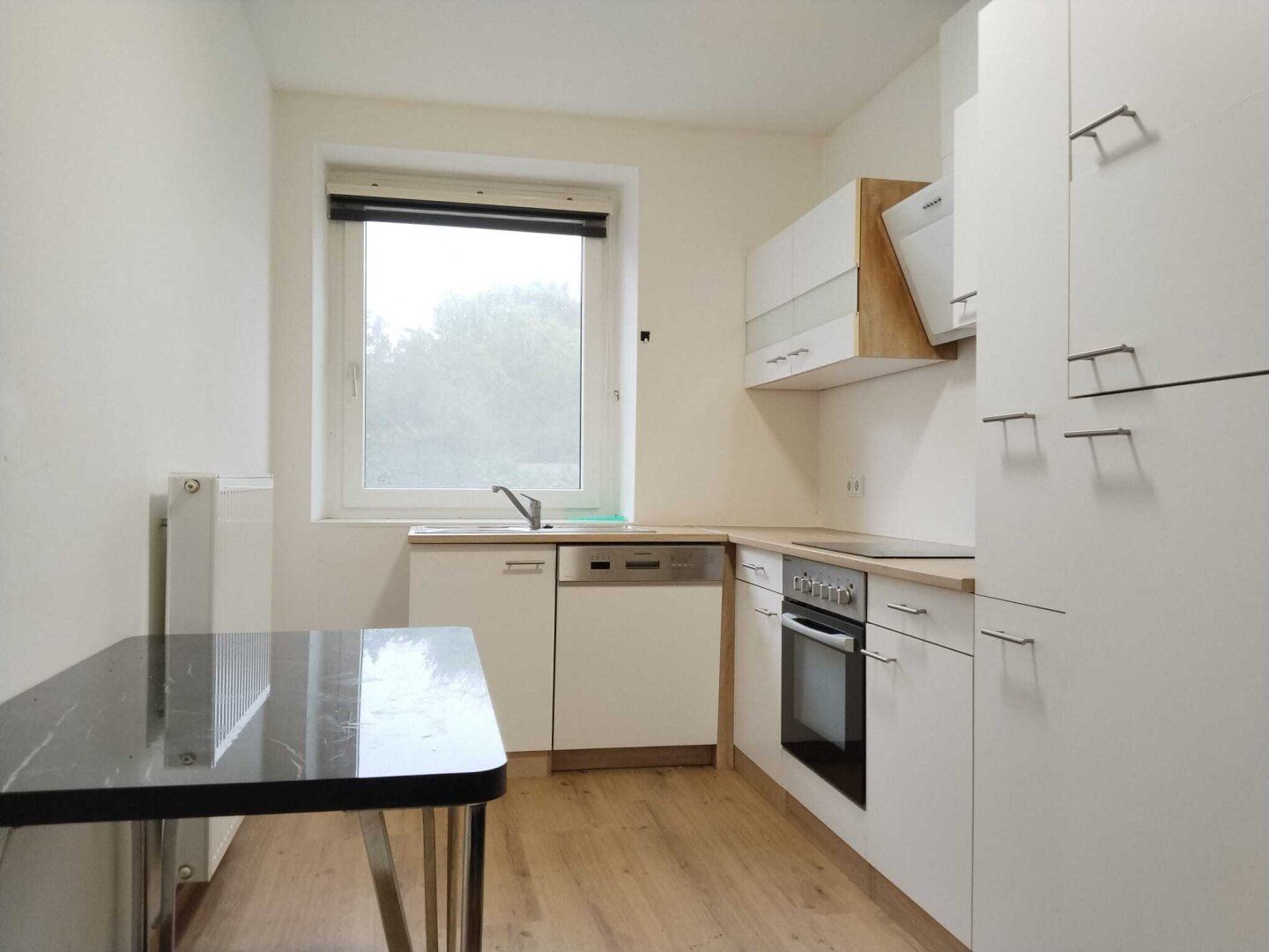 Modern sanierte 3,5-Zimmer-Erdgeschosswohnung in Toplage nahe Bauernbergpark!