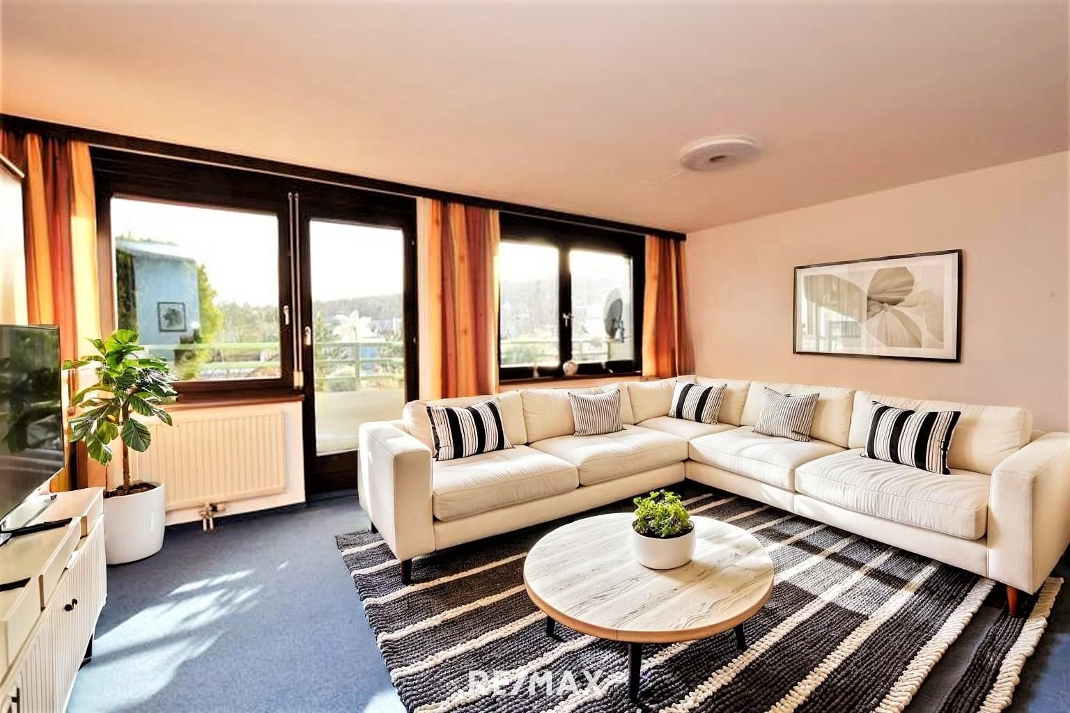 Familienwohnung mit Indoor Pool, Sauna und großzügigem Gemeinschaftsgarten