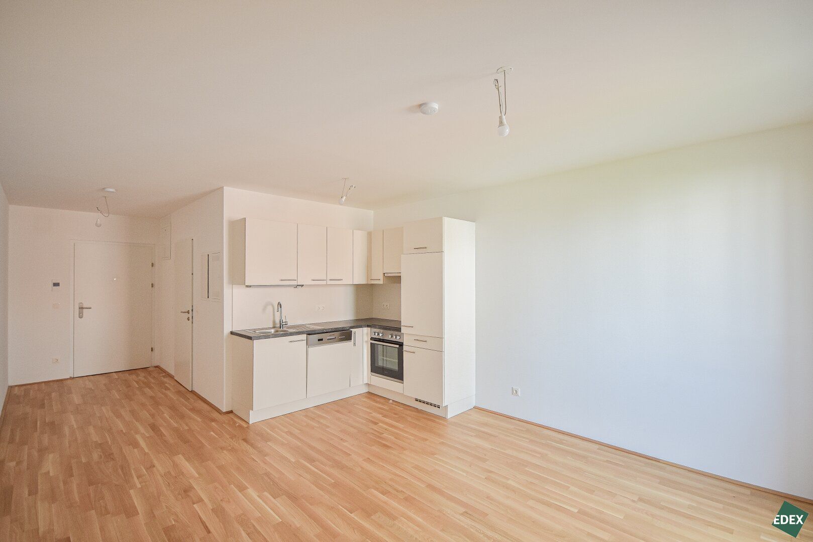 Schöne 2-Zimmer Wohnung mit Terrasse