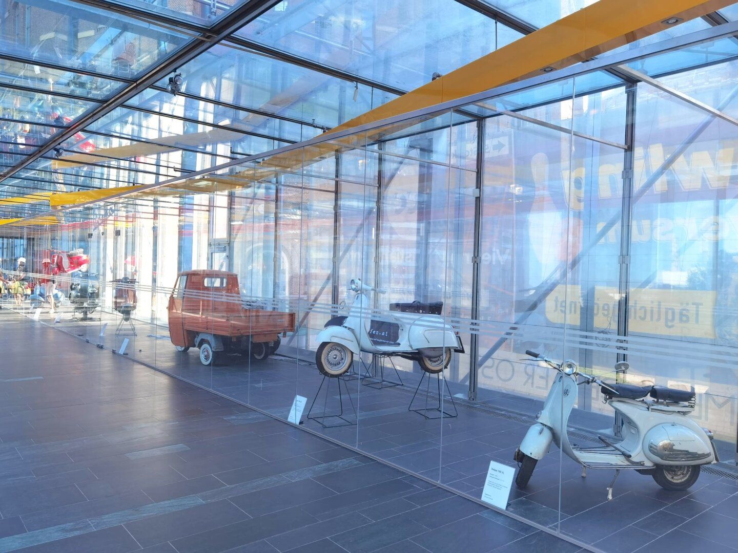 POP-UP-FLÄCHEN AN DER BRÜCKE ZUM ECO CENTER ZU MIETEN! - Ansicht 5