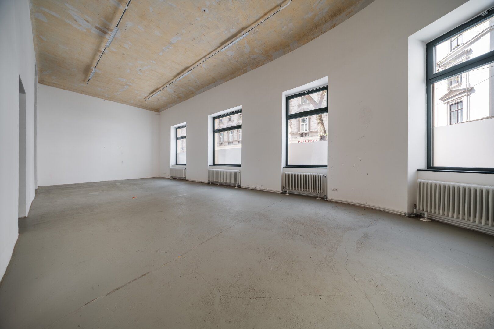 Einzigartige Gewerbeeinheit im Loft-Stil mit Atelier & Kellerfläche - insgesamt 564,56 m² voller Potenzial - Ansicht 4