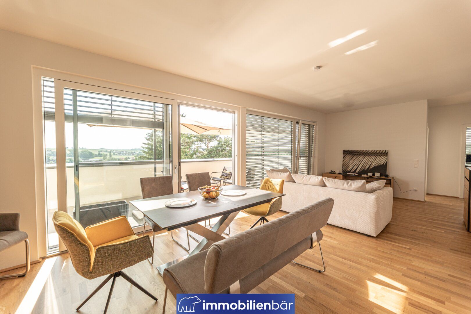Sunset Penthouse - hochwertige Eigentumswohnung mit traumhaften Weitblick in Neumarkt - Provisionsfrei - sofort verfügbar
