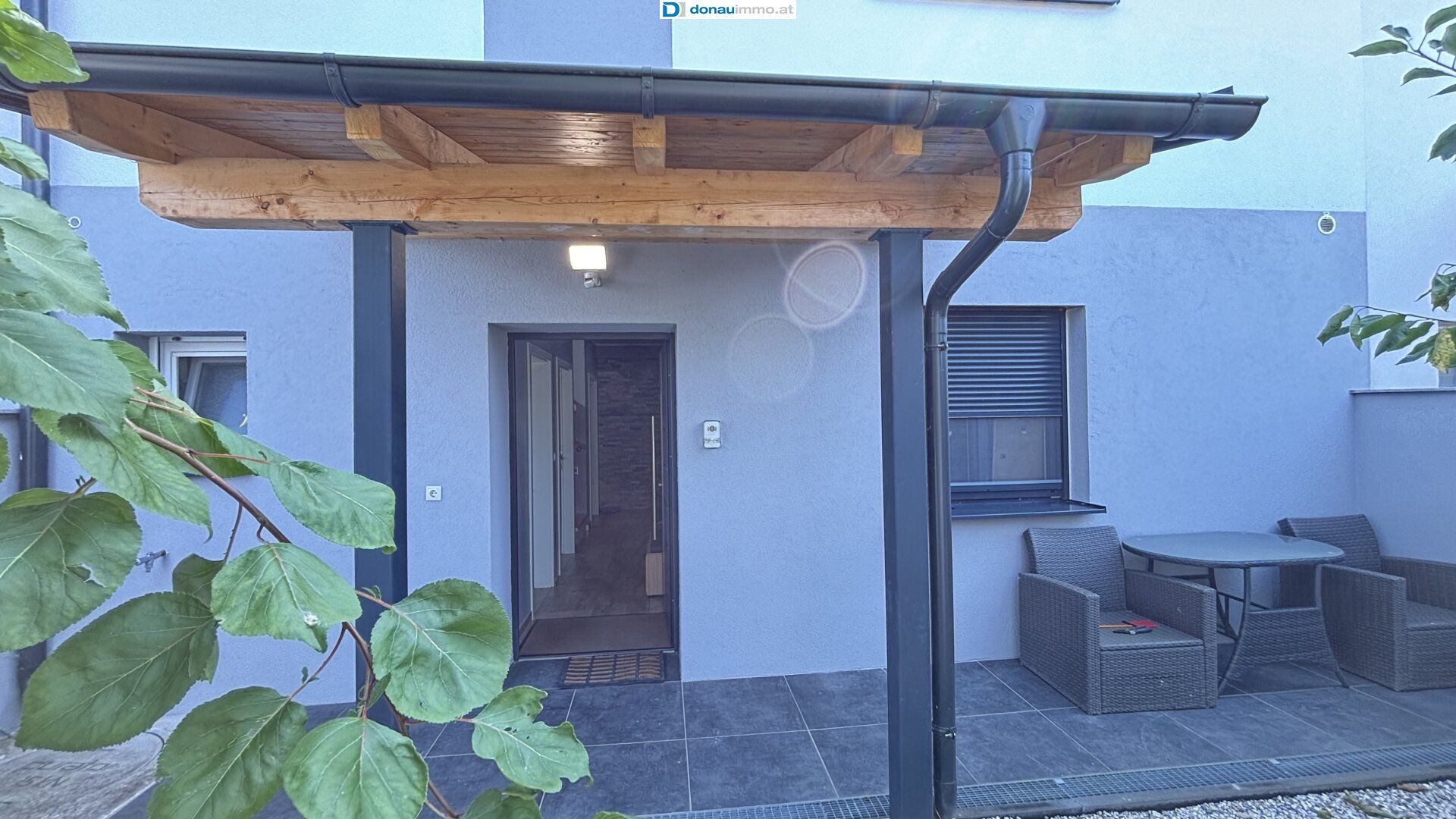 Modernes Reihenmittelhaus mit Pool & Top-Ausstattung in guter Lage kommt demnächst zum Verkauf!
