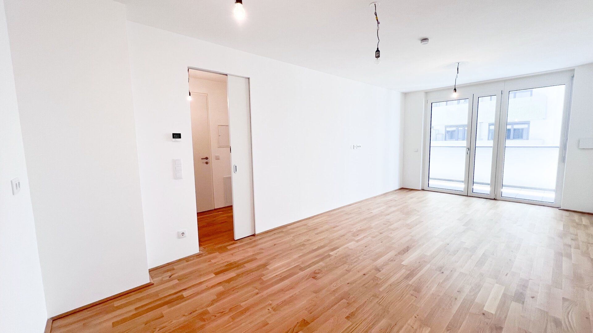 PROVISIONSFREI - PERFEKT AUFGETEILTE 2-ZIMMER-WOHNUNG MIT GROSSEM BALKON