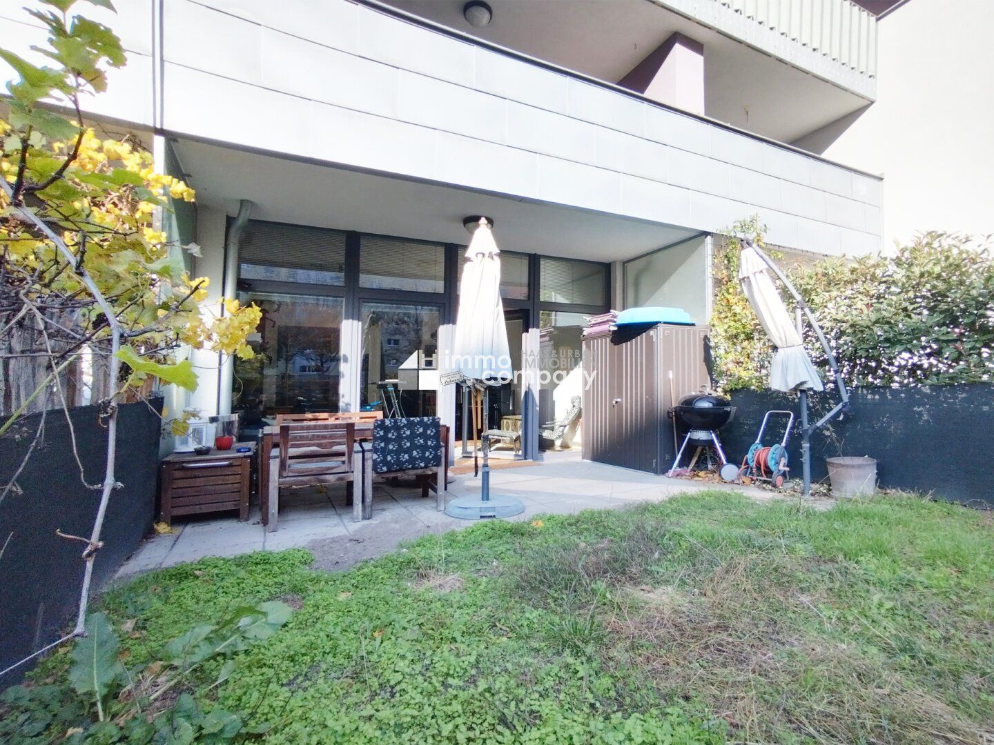 Wunderbare 118 m² ! Maisonetten - GARTEN - Wohnung mit 4 Zimmern, LOGGIA plus 2 Garagenstellplätze