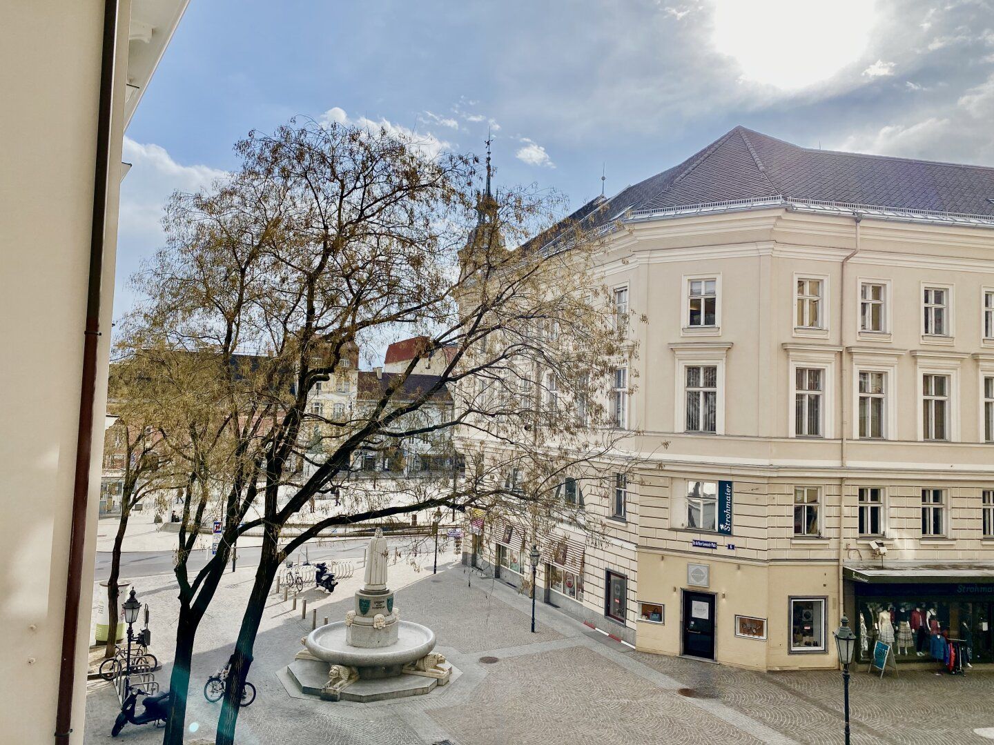 Dr. Arthur-Lemisch Platz - 3 Zimmer Wohnung in der Fußgängerzone!
