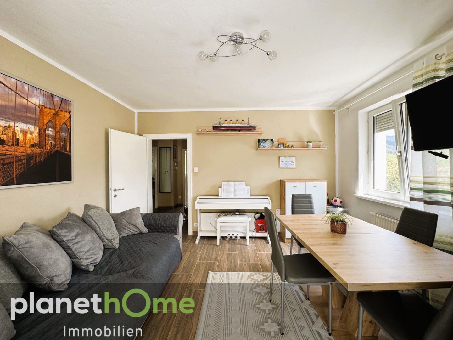 Top renovierte 3-Zimmer-Wohnung für junge Familien in begehrter Lage!