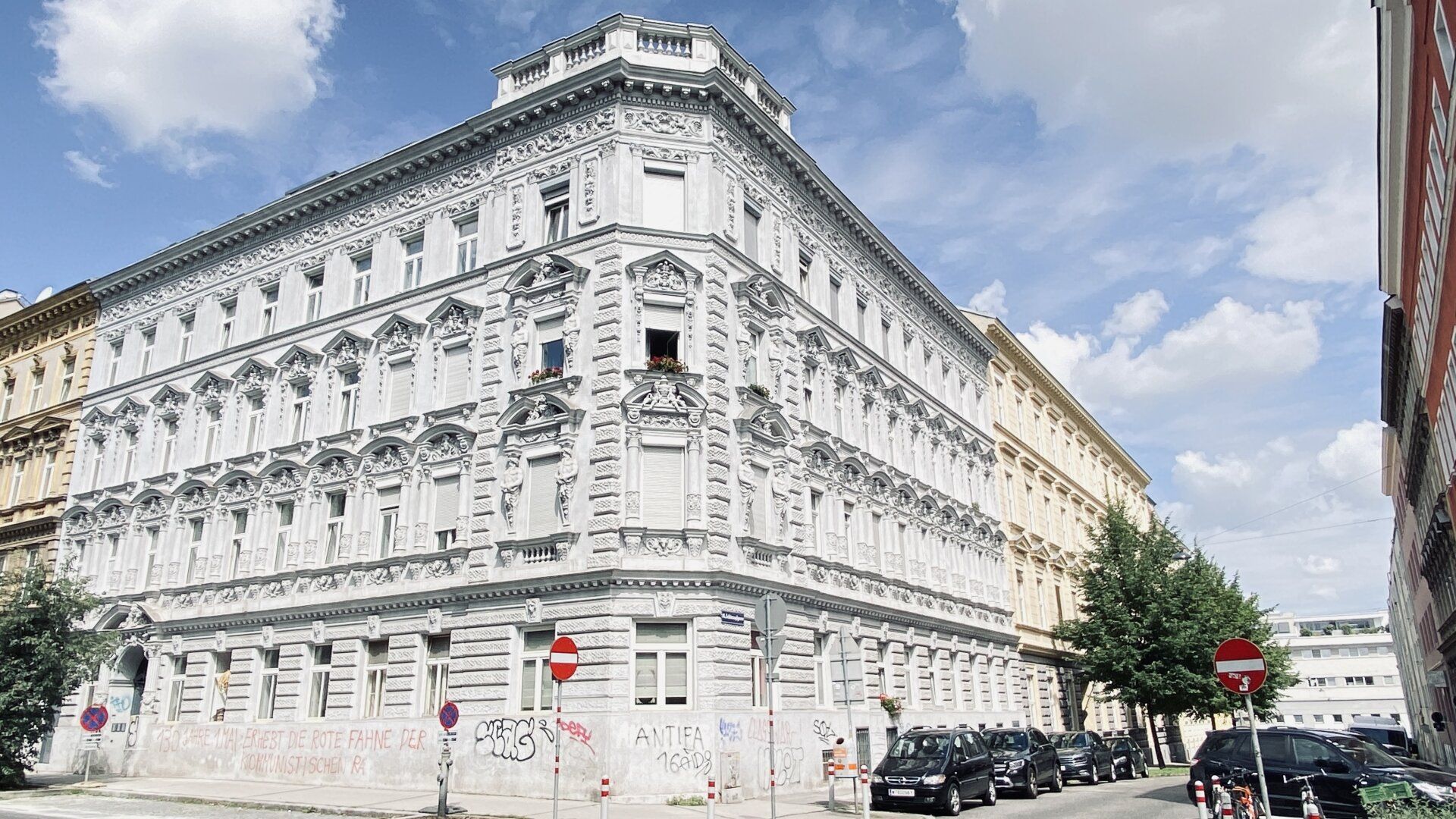 Wundervoll ca. 46,29m² 2.Zimmerwohnung Erdgeschoß! Nähe Lugner City U6. WG-geeignet.
