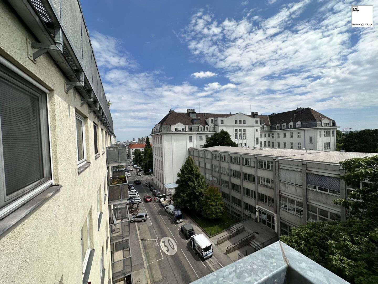 Traumhafte 6-Zimmer-Wohnung in 1190 Wien - Sanierungsbedürftig mit Balkon und Loggien!