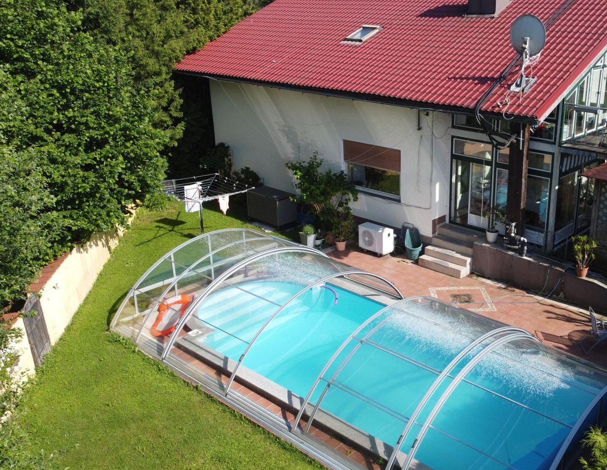 Landhaus 2 Familien Haus mit Pool in ruhiger Siedlungslage!