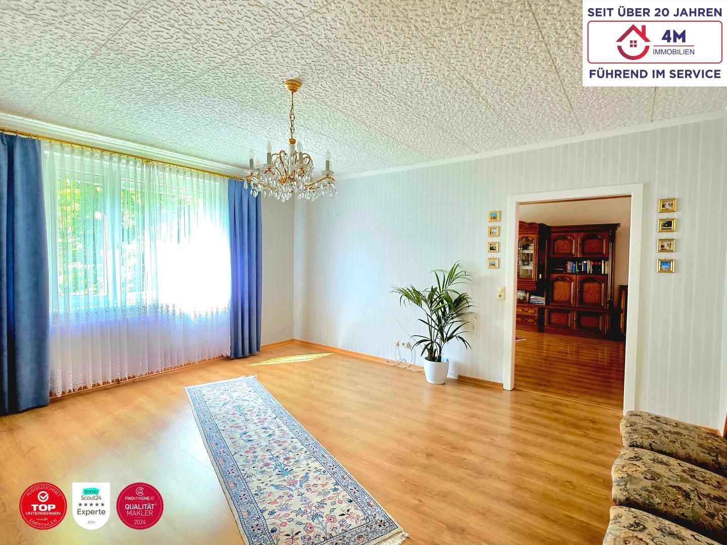 OPEN HOUSE:MODERN WOHNEN DIREKT IM ZENTRUM VON BERNDORF - 2 ZIMMER & LOGGIA