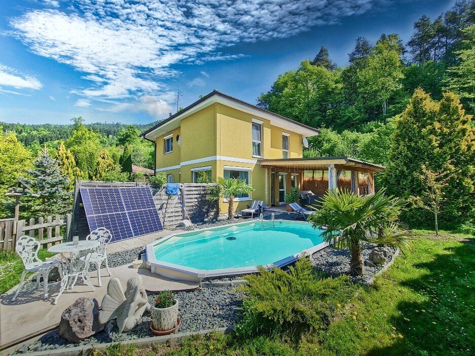 Liebevoll gestaltetes Traumhaus mit Pool nahe Klagenfurt