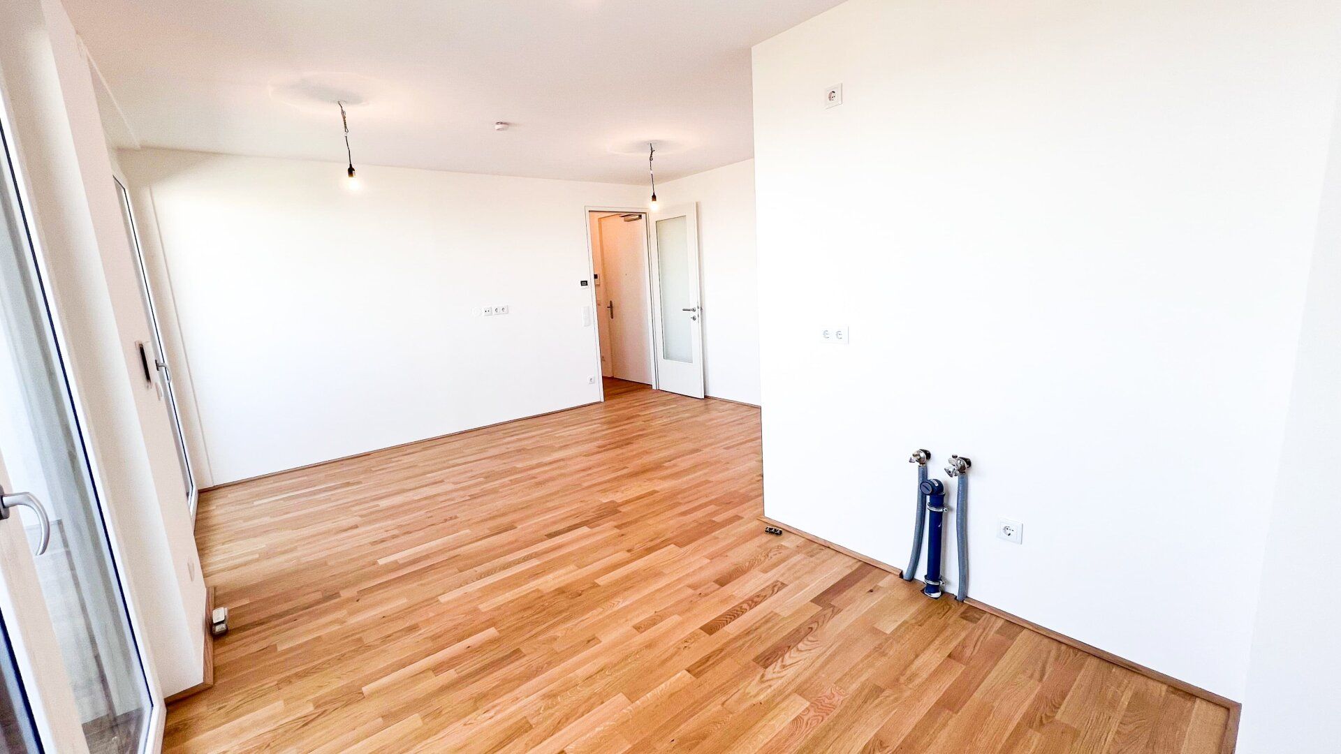 PROVISIONSFREI - KOMPAKTE 2-ZIMMER-WOHNUNG MIT HERRLICHEM BALKON