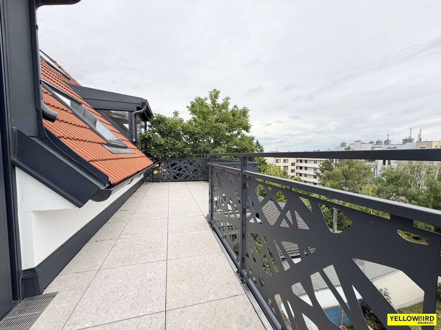 ERSTBEZUG I Maisonette | DG | Terrasse | 2 min BAHNHOF | AC
