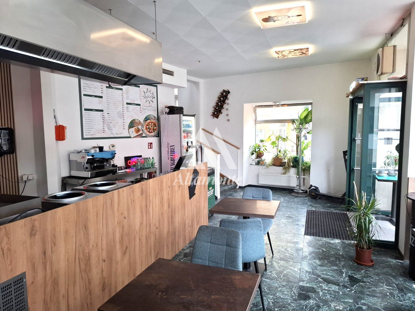 Charmantes italienisches Restaurant zur Übernahme - Ansicht 2