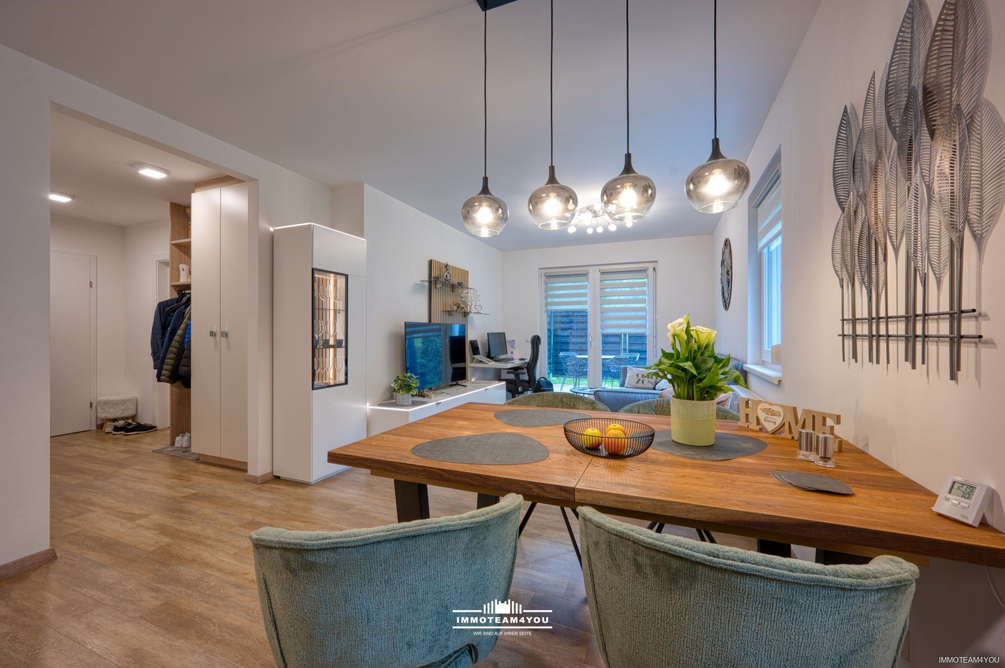 2 Zimmer - Wohnung mit Garten + Terrasse + Carport + Abstellplatz - gleich in der Natur und in der Stadt