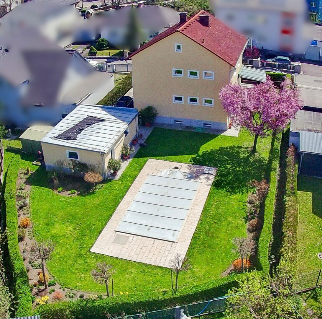 Top-gepflegtes und renoviertes Haus mit großem Garten und Pool in Linz