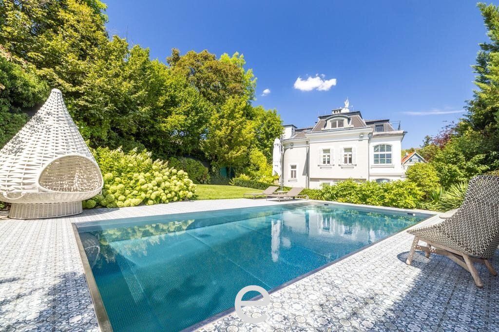 ATEMBERAUBENDE VILLA!