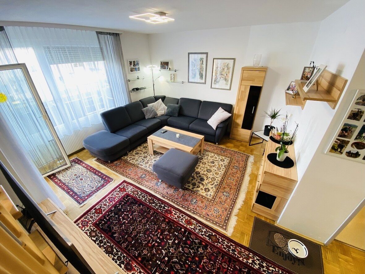Zeltweg: Top-gepflegte 4 Zimmer-Eigentumswohnung mit Balkon & Tiefgarage in ruhiger Lage