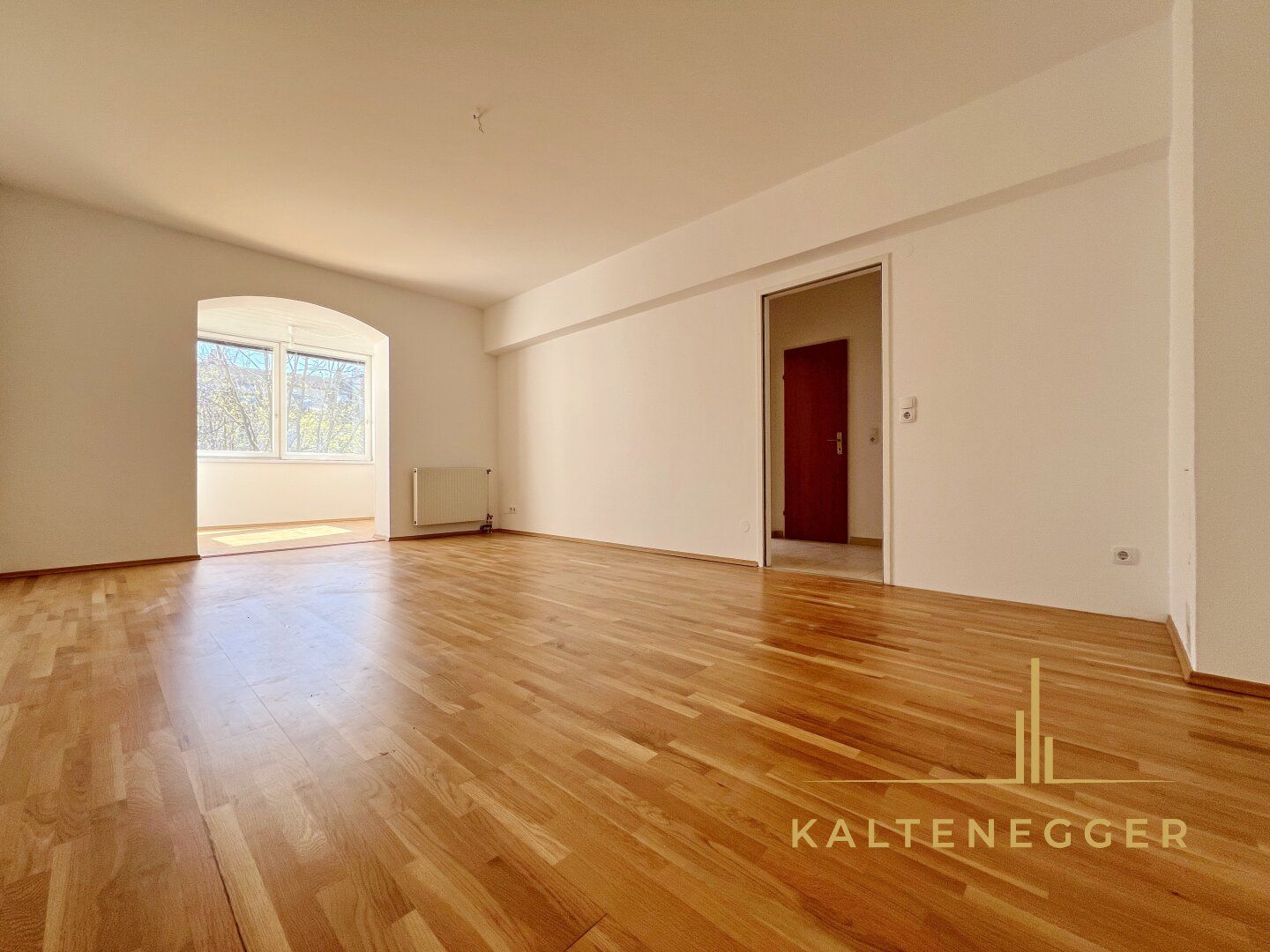 3 Zimmerwohnung mit Loggia und Gemeinschaftsgarten