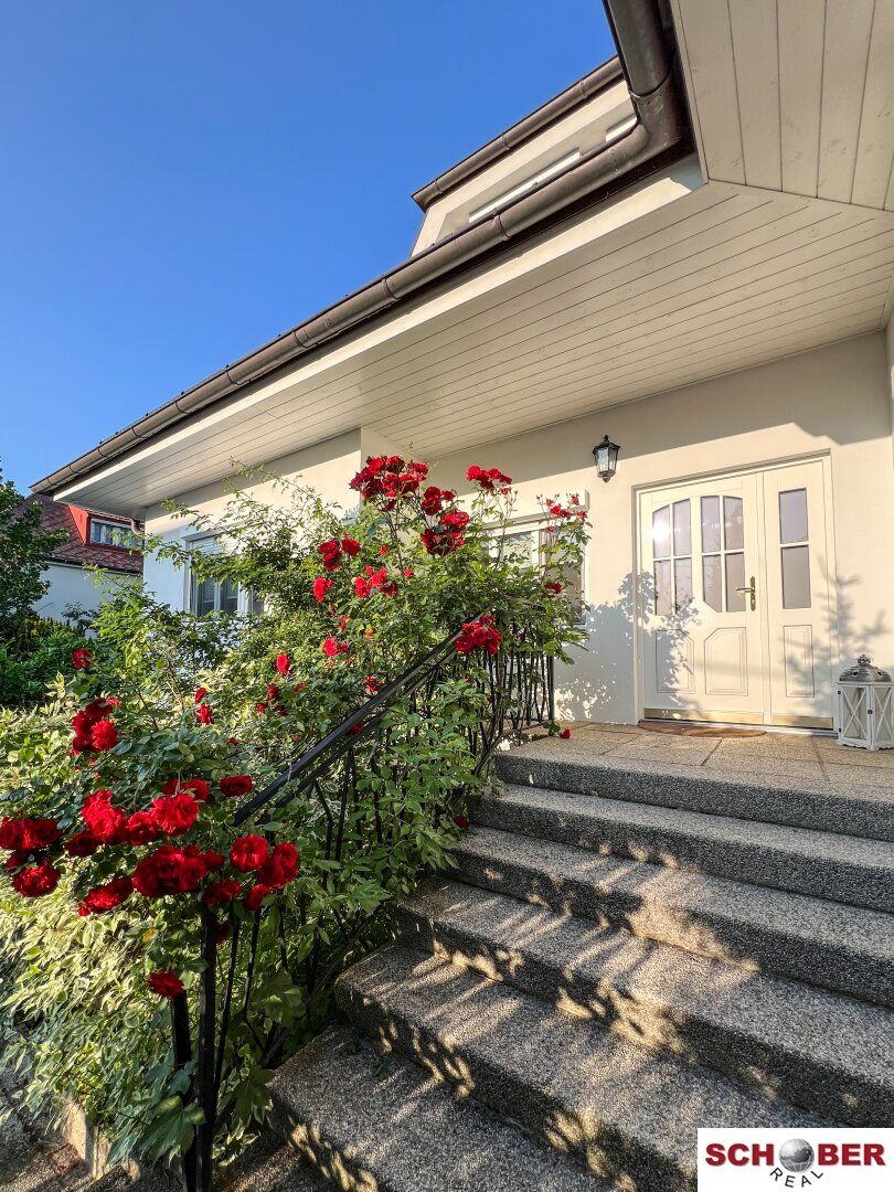 *Exklusive Traumvilla* Perfekter Zustand, erstklassige Lage