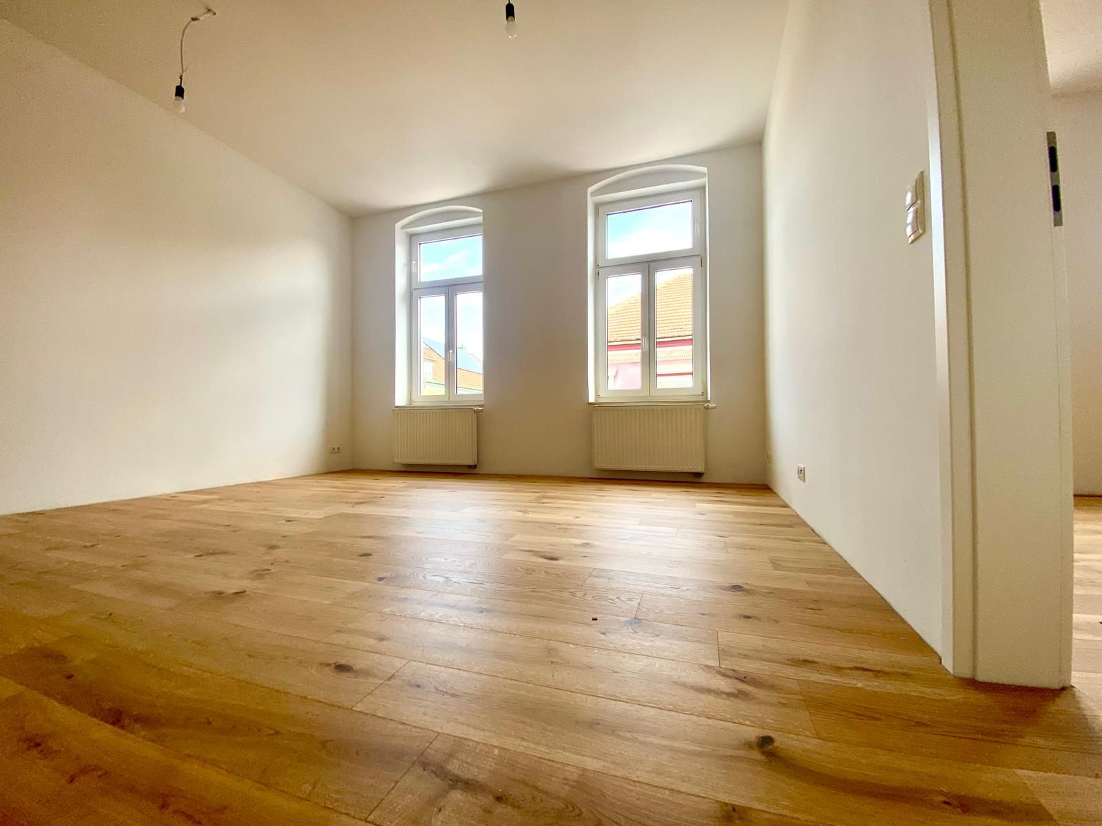 Wohnen im Zentrum - Altbaucharme - Fernwärme