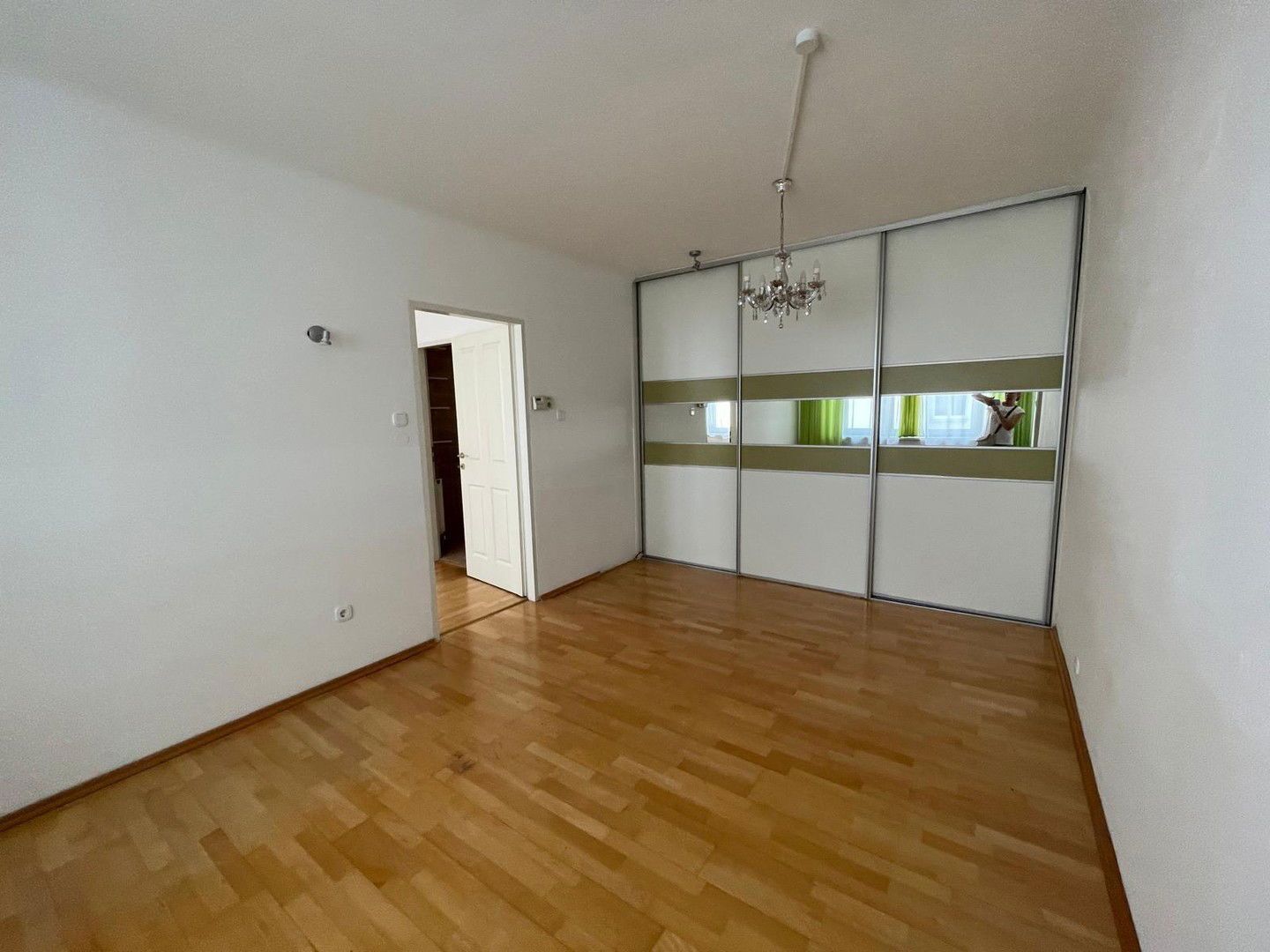 Ruhige, helle Single- oder Pärchenwohnung in sehr gutem Zustand